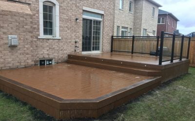 Wood vs. PVC Decks: Which Material Should You Choose?