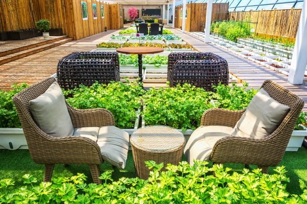 Outdoor Deck Ideas and Accessories